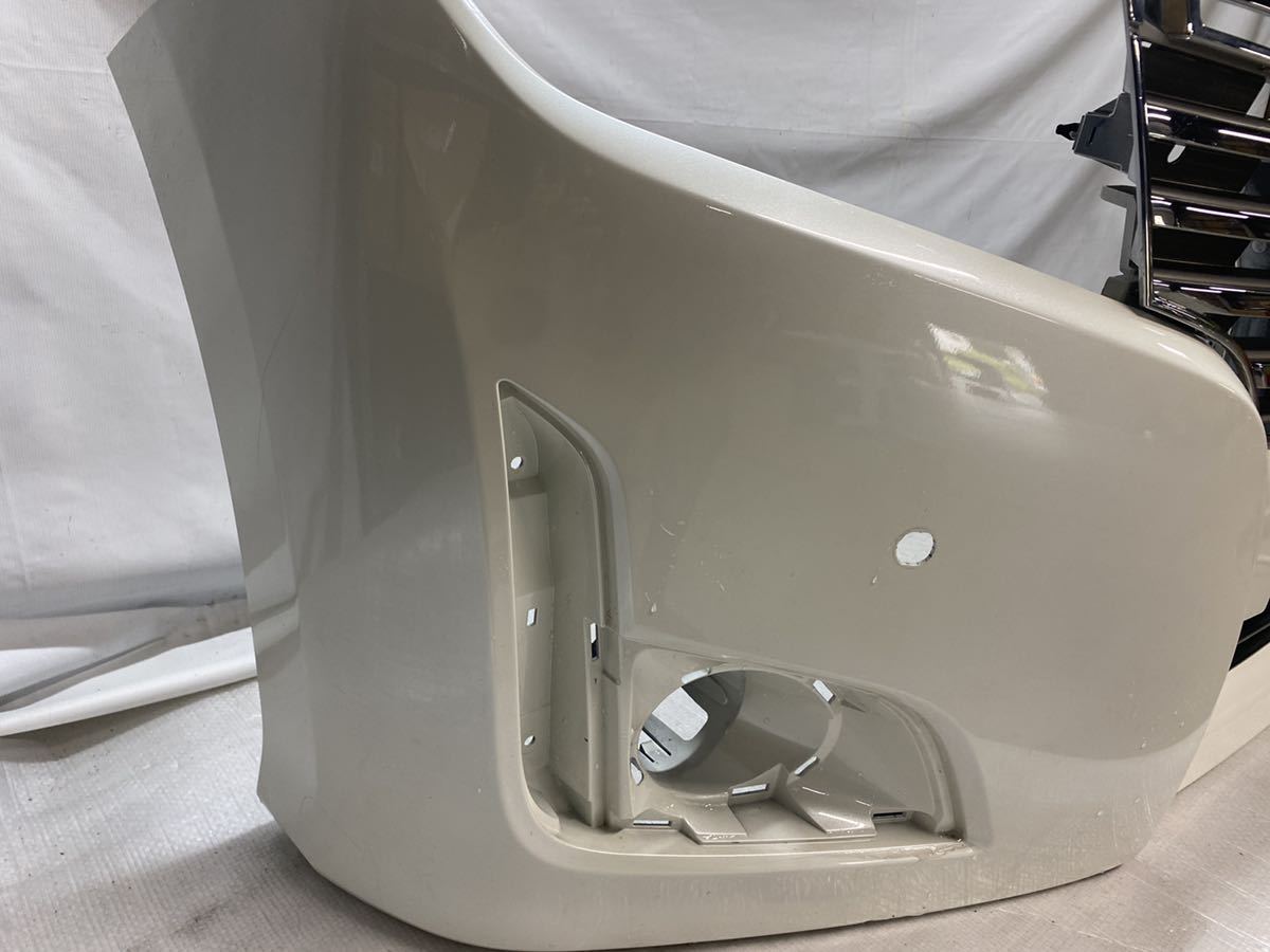 353. 日産 エルグランド E52 フロント バンパー 純正 フロントグリル