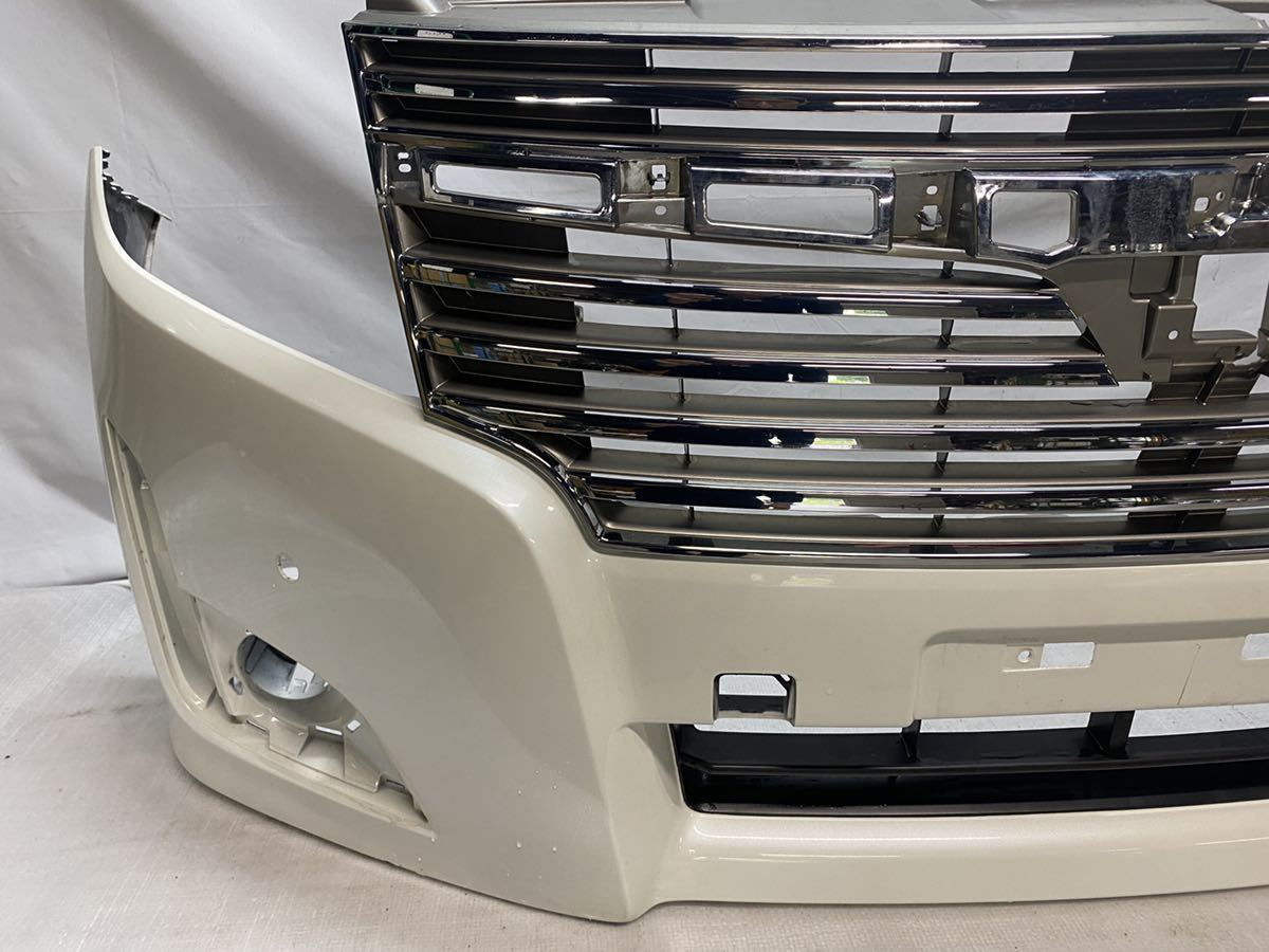 353. 日産 エルグランド E52 フロント バンパー 純正 フロントグリル