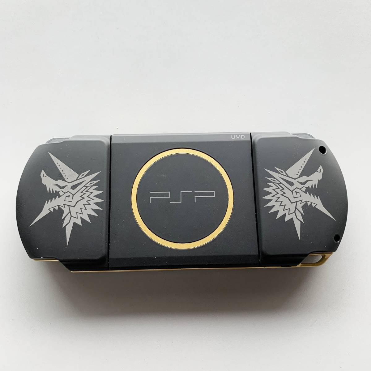 PSP プレイステーションポータブル モンハンモデル 充電器つき PSP 