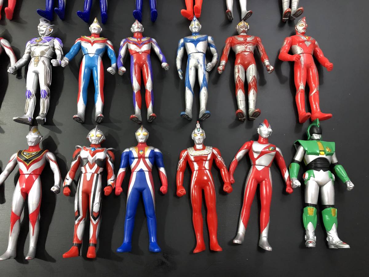 77T 1円～ バンダイ ウルトラマン ウルトラ怪獣 ソフビ まとめて 