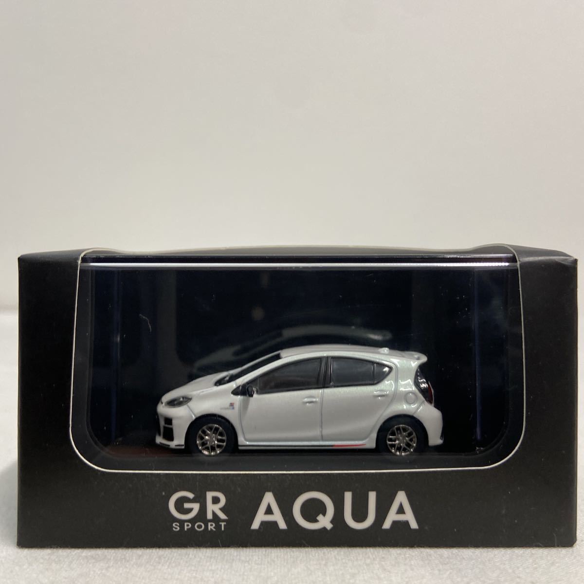 1/64 アクア GR SPORT ディーラー販促品 非売品ミニカー 1⁄64 トヨタ
