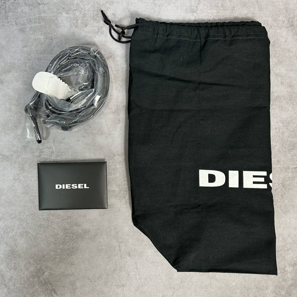 新品未使用○完売品○DIESEL ディーゼル○BADIA○カウレザー 本革 