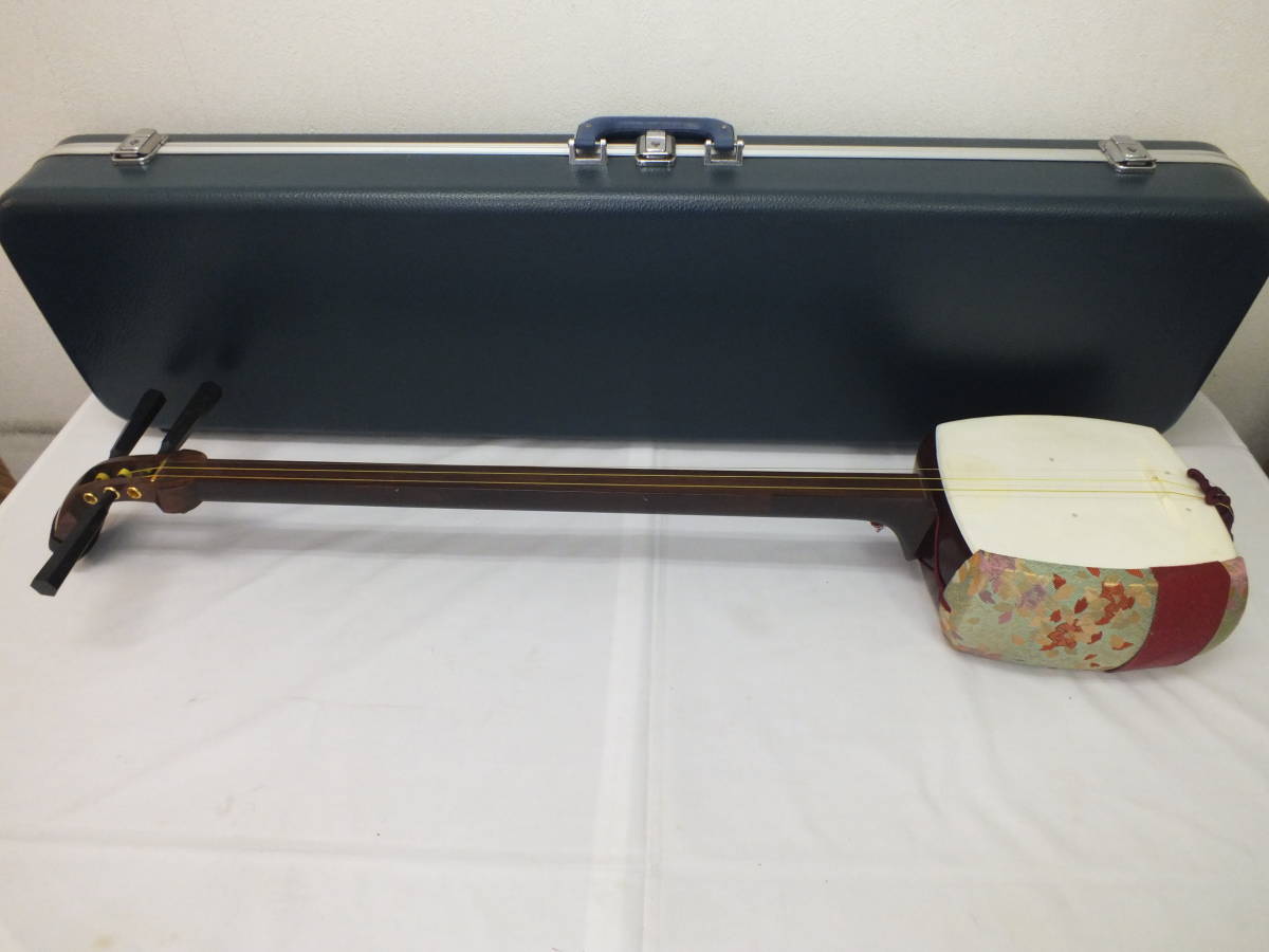 現状品】三味線 本体 ハードケース付き 和楽器 弦楽器 和風 弦楽器