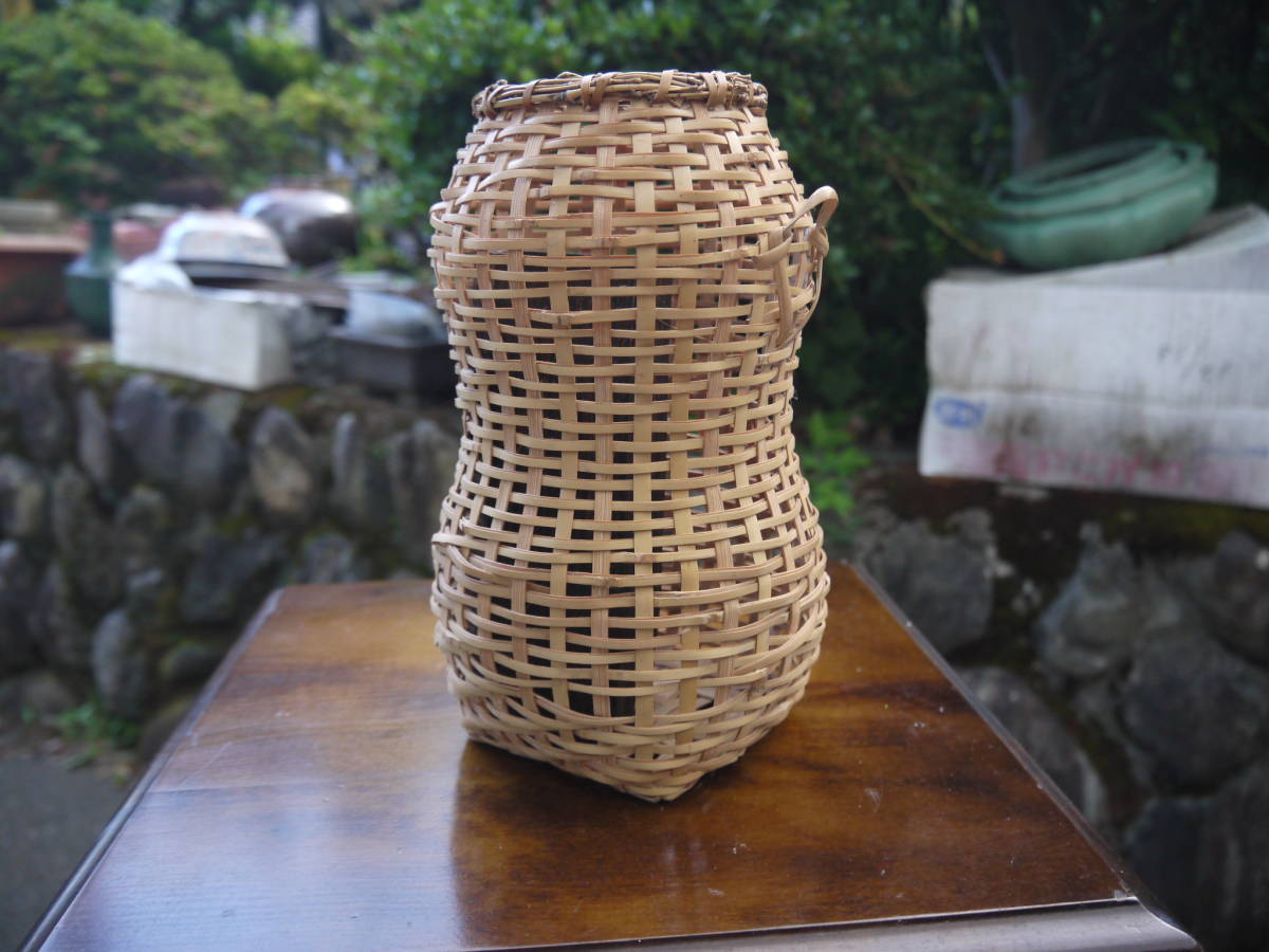 TS30721】竹製 花器 竹花入 竹編み 「岡田節哉作」竹工芸 伝統工芸 民