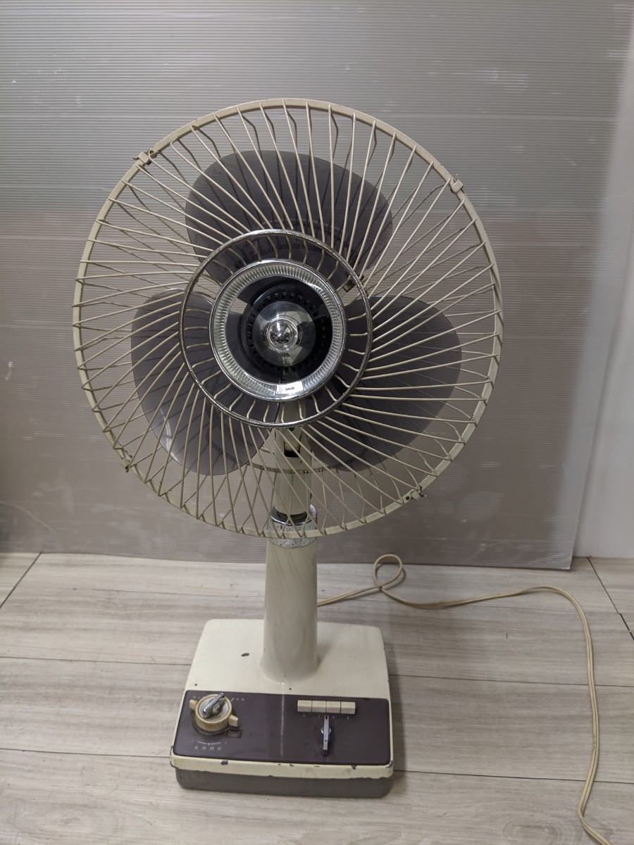 【新品，爆買い】 レトロ扇風機 早川電機 シャープ SHARP 首振り 扇風機 PS－271 3枚羽(扇風機)｜売買されたオークション情報、yahooの商品情報をアーカイブ公開 - オークファン 扇風機