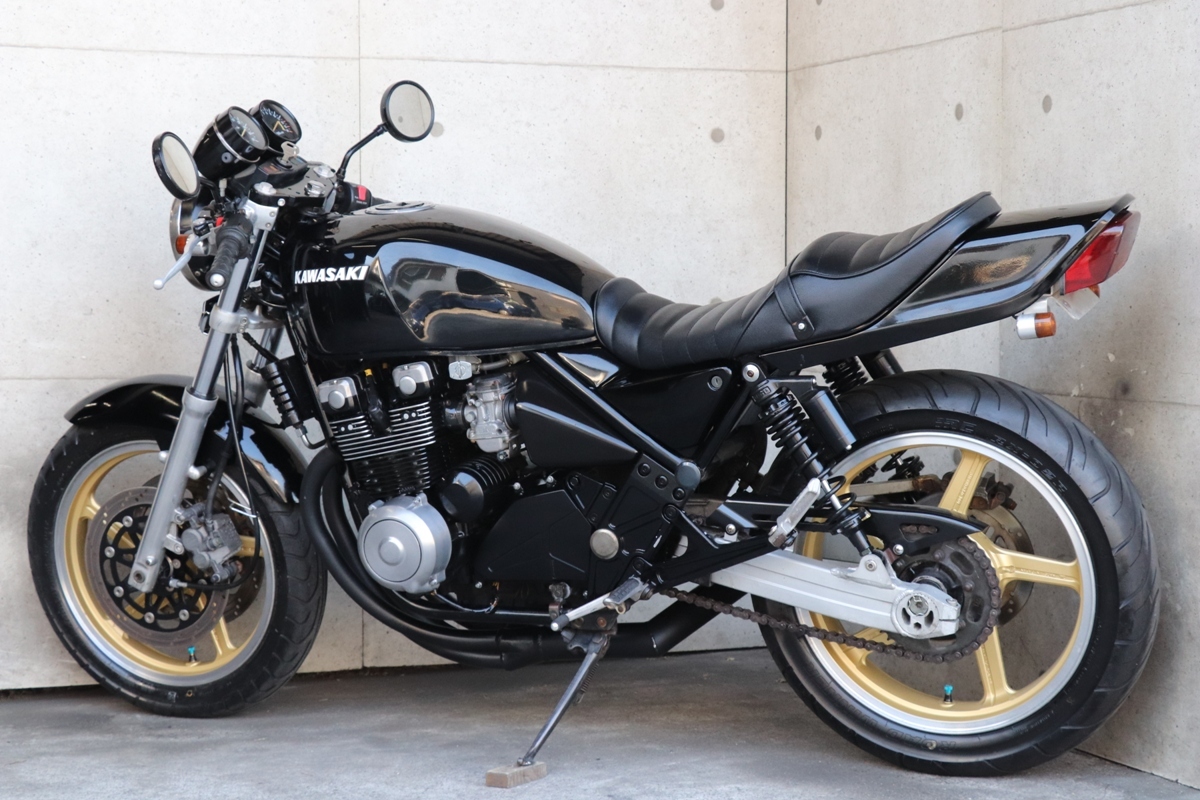 横浜～ Kawasaki ゼファー400 平成2年式 C2 旧車 ブラック カスタム 