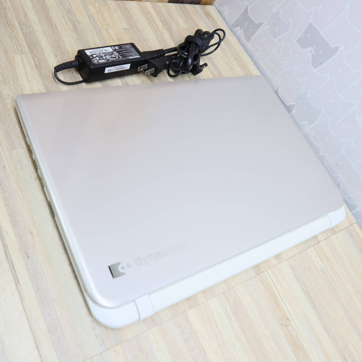 ノートパソコン譲ります。即使える/DualCore/Win7/オフィス有/無線