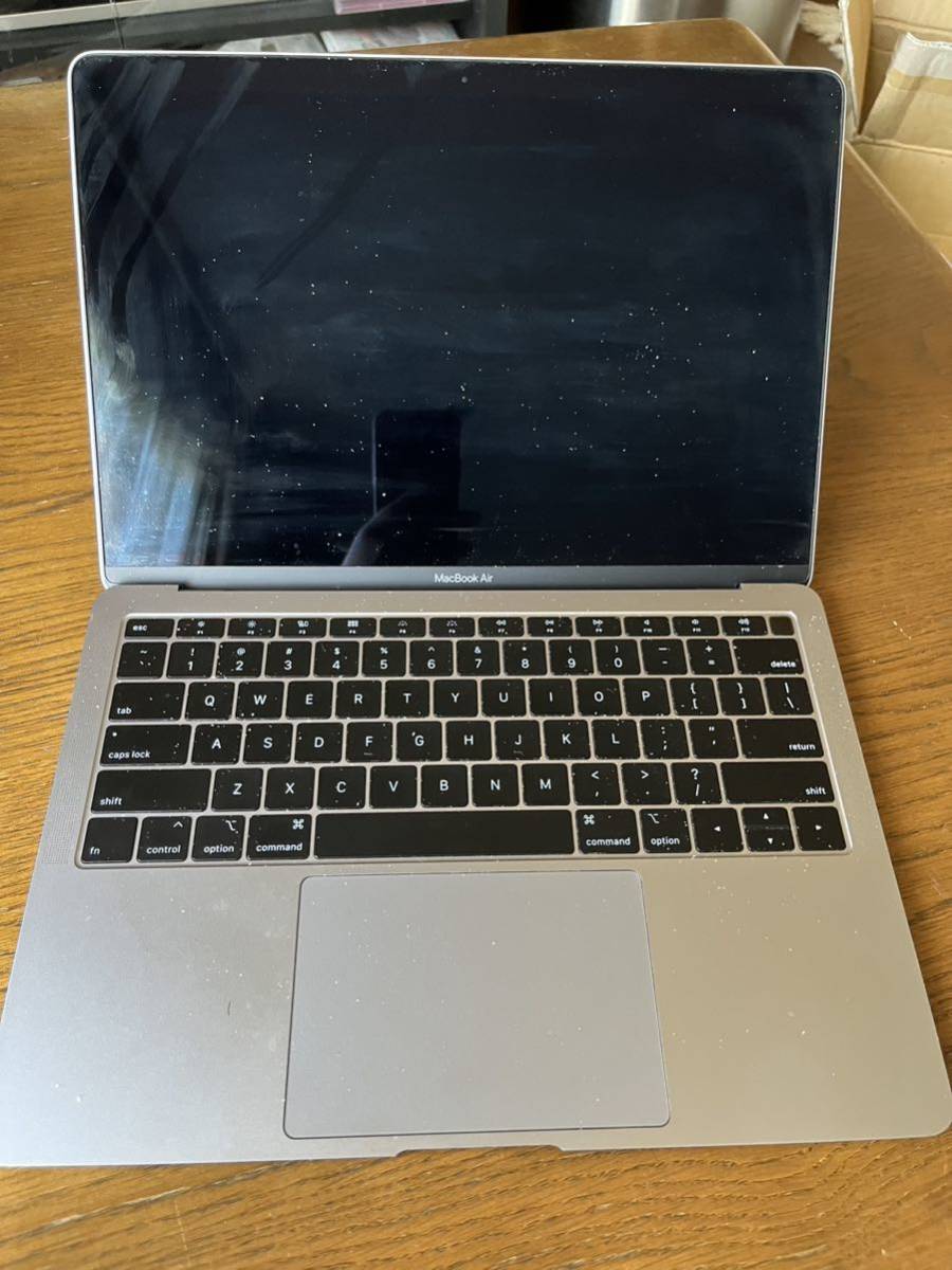 【ジャンク】MacBook Air2019，13，起動確認済　ロックあり　ノートパソコン　Apple PC 修理、部品取り用　⑦