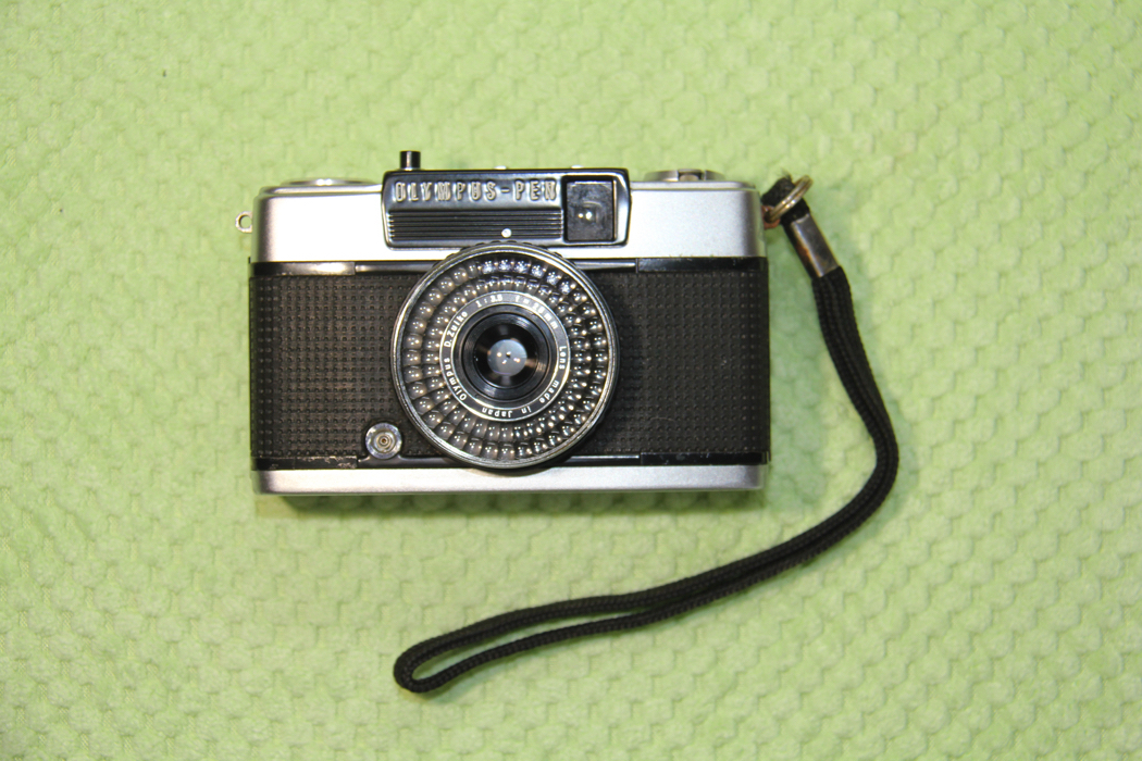 Olympus Pen EE-3 オリンパス カメラ #5656 EE-3 オリンパス PEN