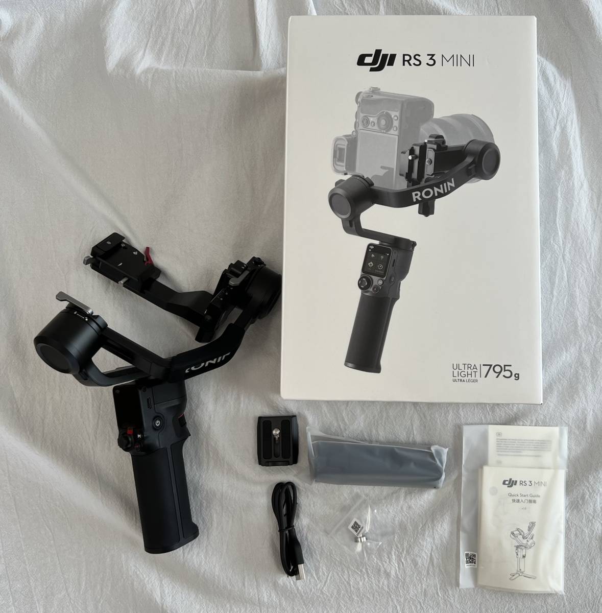中古美品・送料無料】DJI RS 3 Mini、3軸ジンバル軽量スタビライザー 