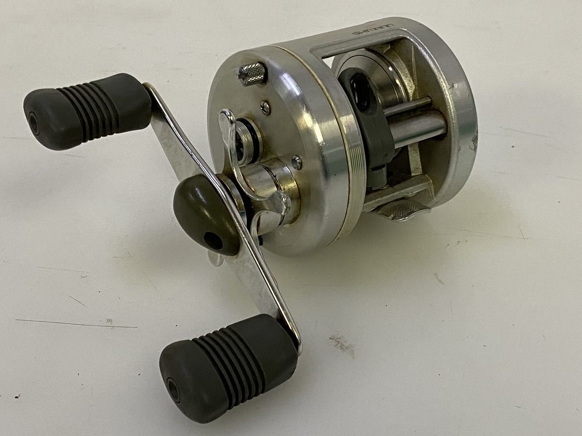 サ4541M シマノ カルカッタ 200 日本製 SHIMANO CALCUTTA ベイトリール 