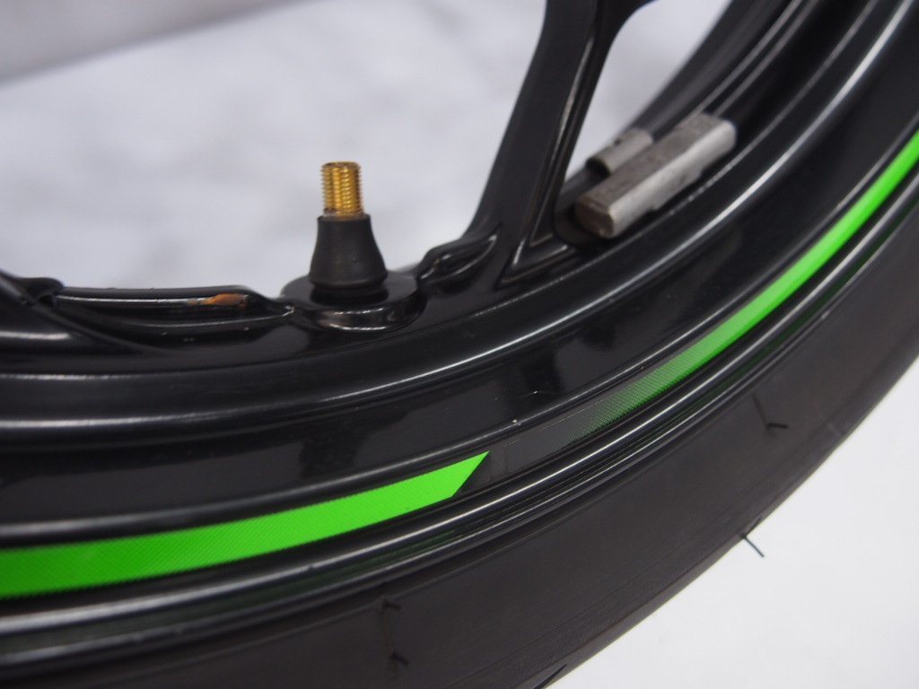 ニンジャ250純正フロントホイール2.75×250L.F-0593振れなし13-17 Z250