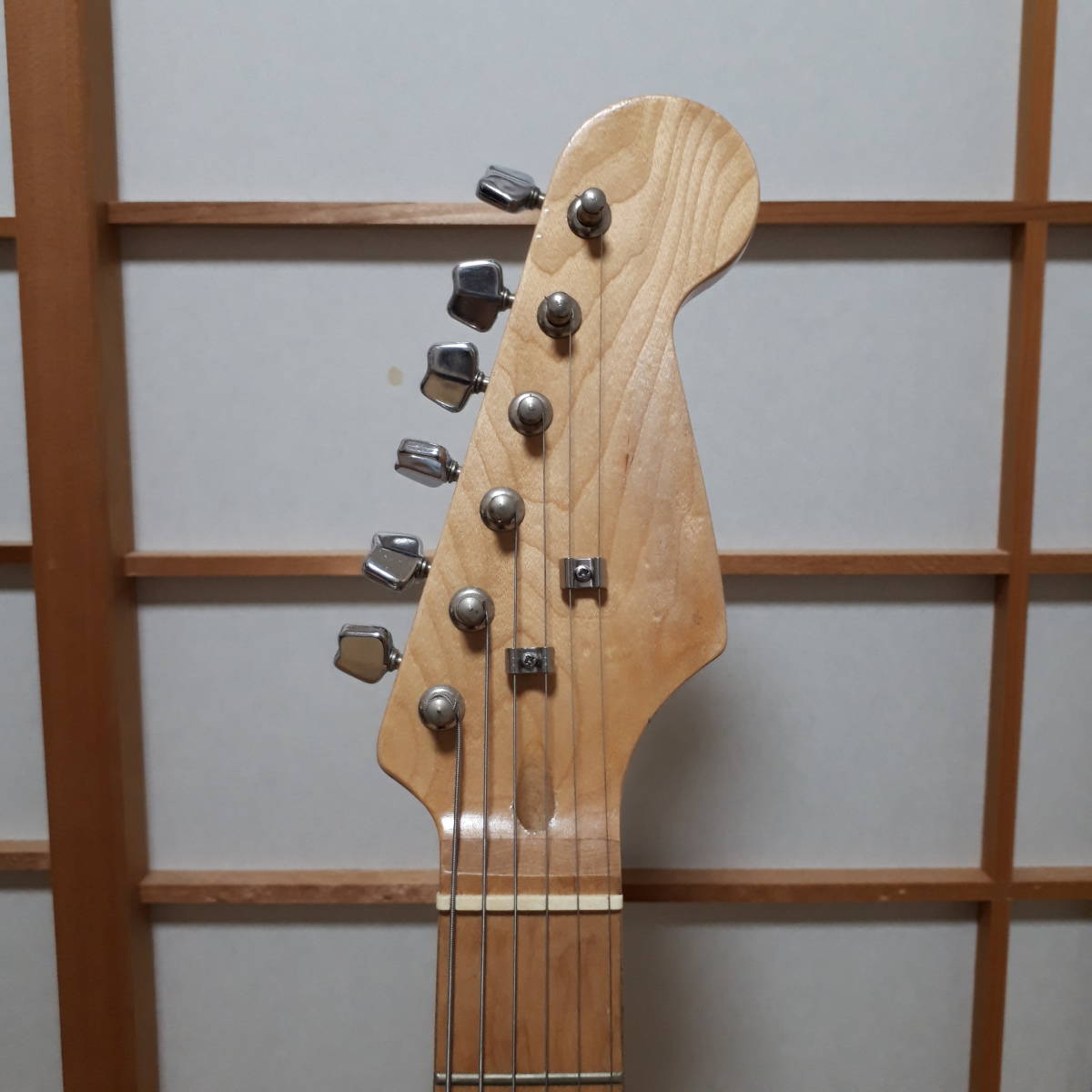 再再値下げノーブランドコンポーネントストラトタイプ ノーブランド Stratocaster Fender コンポーネント ストラトキャスター