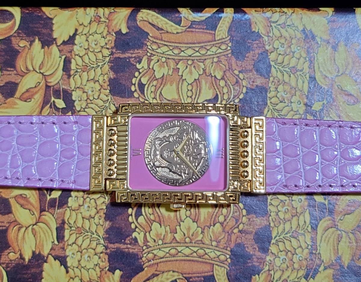 ヴェルサーチ メデューサ G20 GIANNI VERSACE 箱つき ピンク文字盤