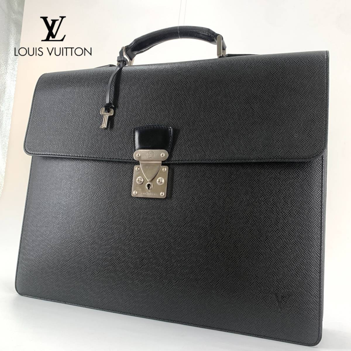 ルイヴィトン キーポル55 エピ 黒 ボストンバッグ 旅行バッグ LOUIS