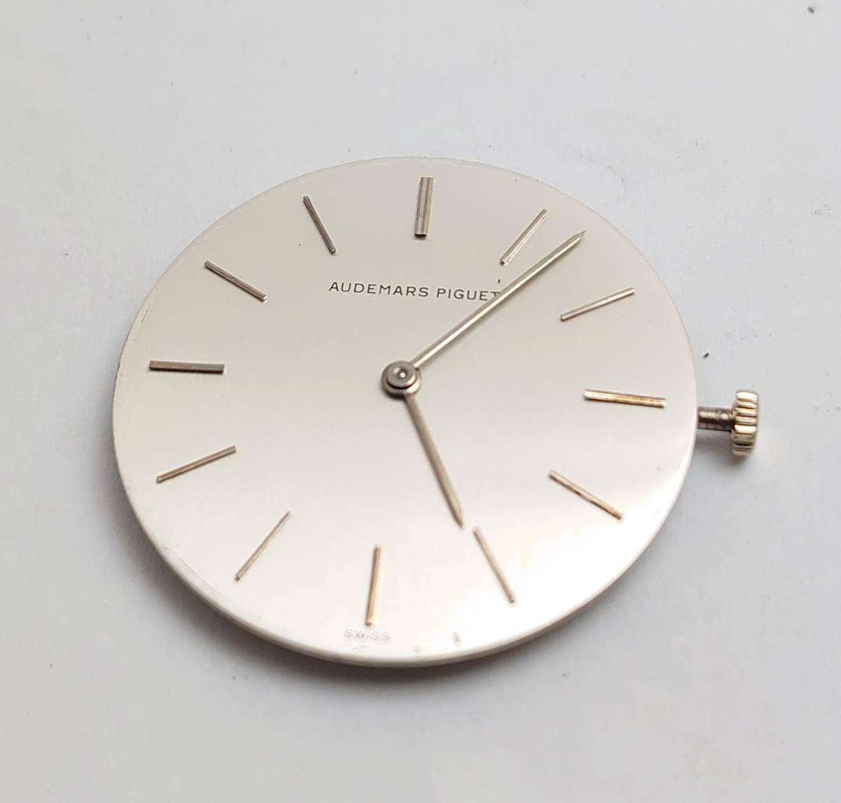 オーデマピゲCal K2001ムーヴ、文字盤現状品