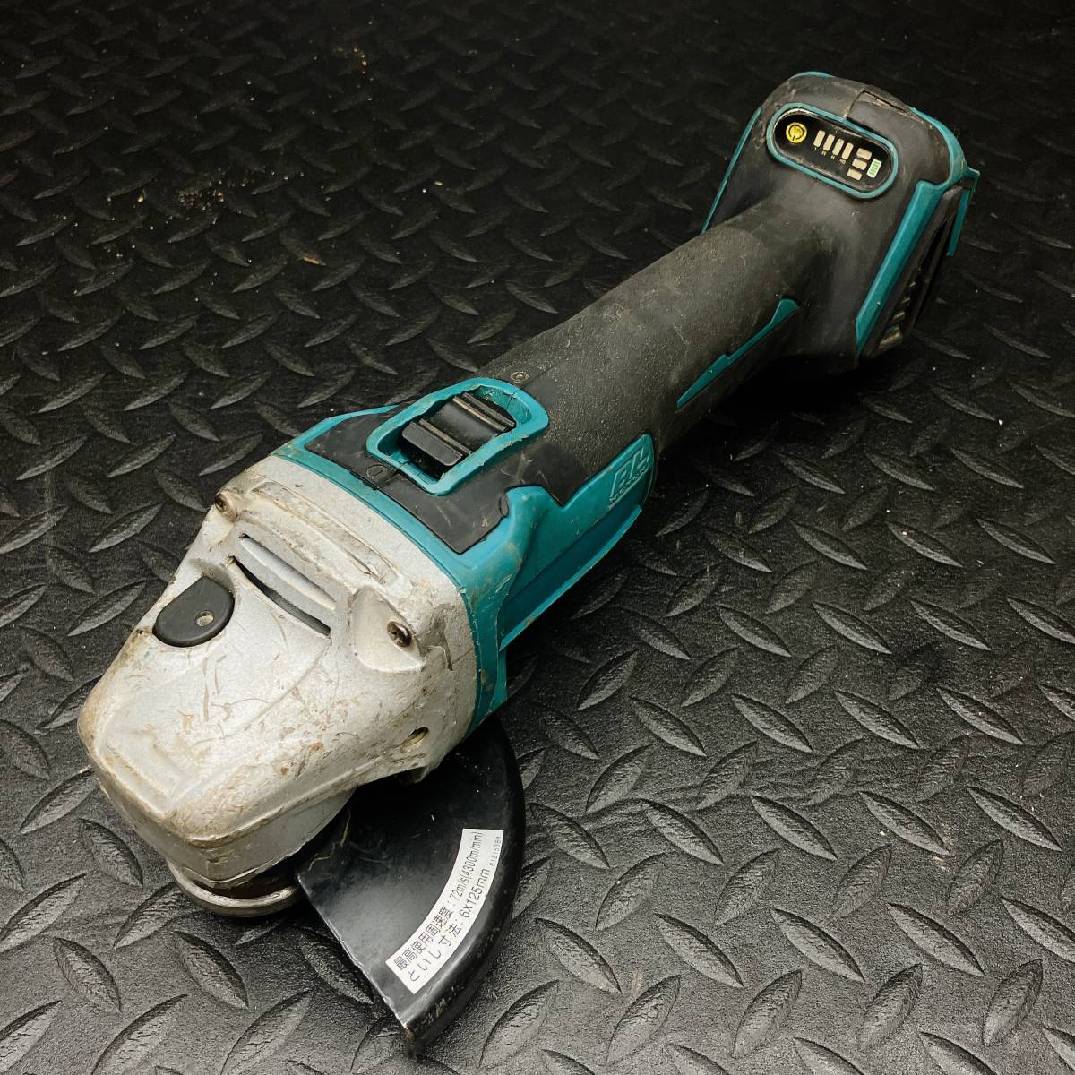 H マキタのLi-ionバッテリーで使えるノーブランドの125mmディスクグラインダー 中古動作確認済み！※マキタ製ではありません！②_1