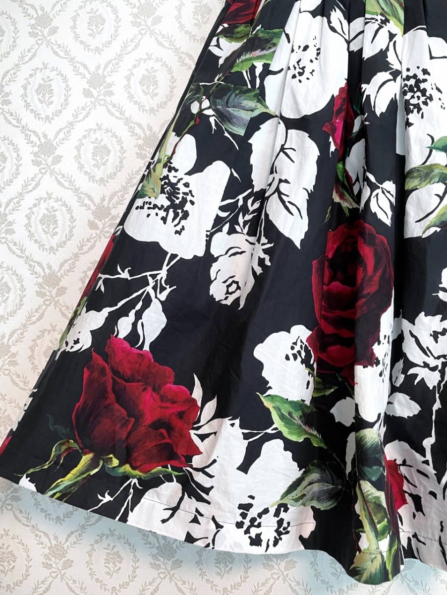 Dolce&Gabbana ドルガバ ローズ フレアスカート 花柄 黒 IT44