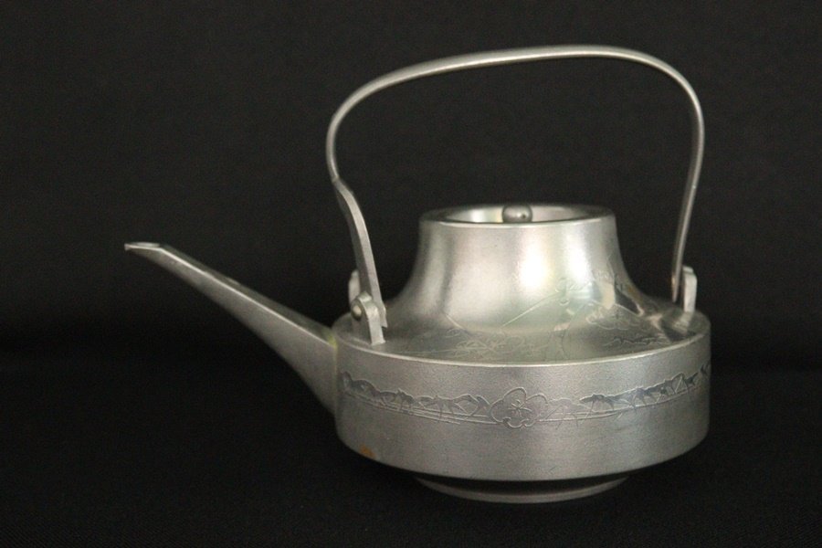 TB526乾茂號造 錫製 屠蘇器 松竹梅文 一対 銚子/御屠蘇/酒器/酒注ぎ
