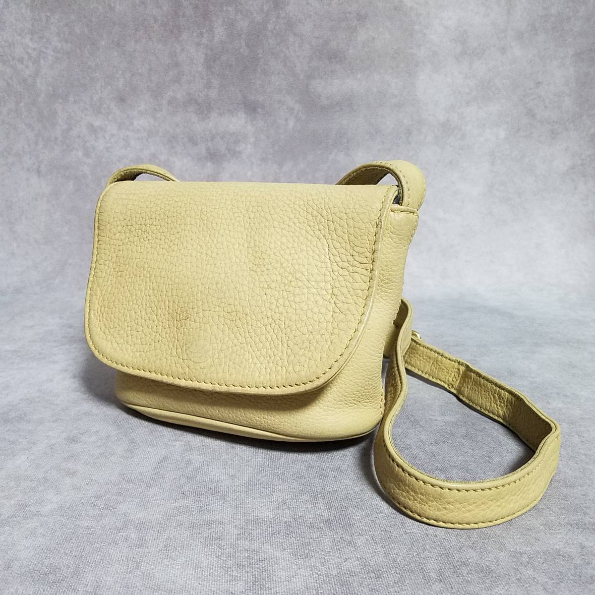 COACH コーチ 正規品 男女兼用 オールドコーチ 本革 レザー 斜め掛け 