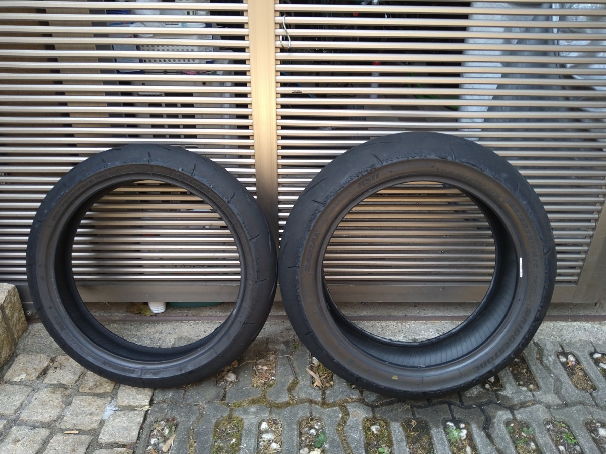 ブリジストン バトラックスRS11 前後 120/70-17，190/55-17 ZX-10R