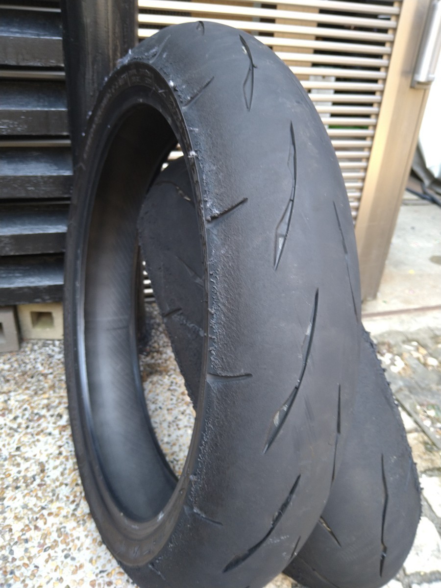 ブリジストンRS11 F 120⁄70⁄17 R 190⁄55⁄17 ブリヂストン BATTLAX