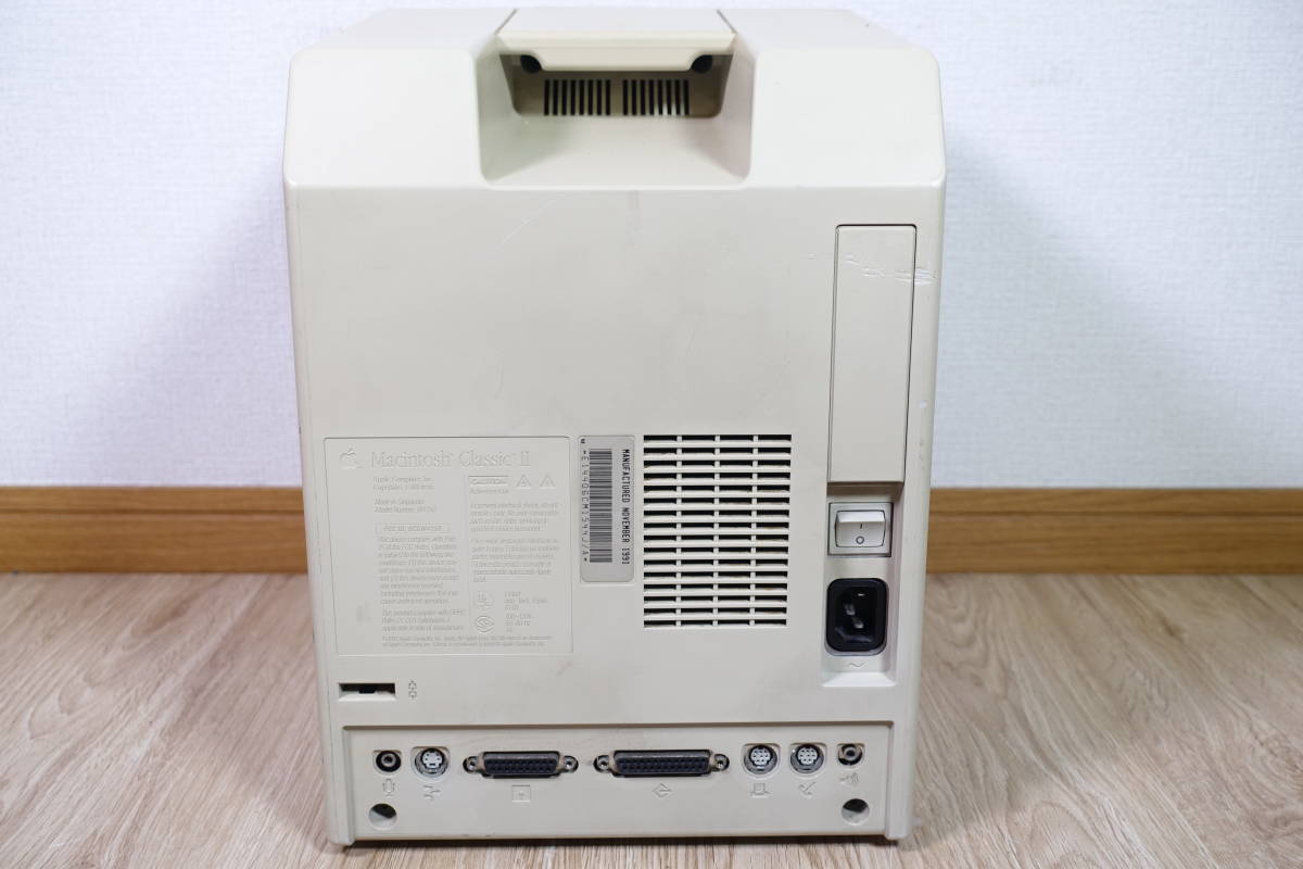 Macintosh Classic Ⅱ /クラッシックII/ Model Number: M4150ジャンク