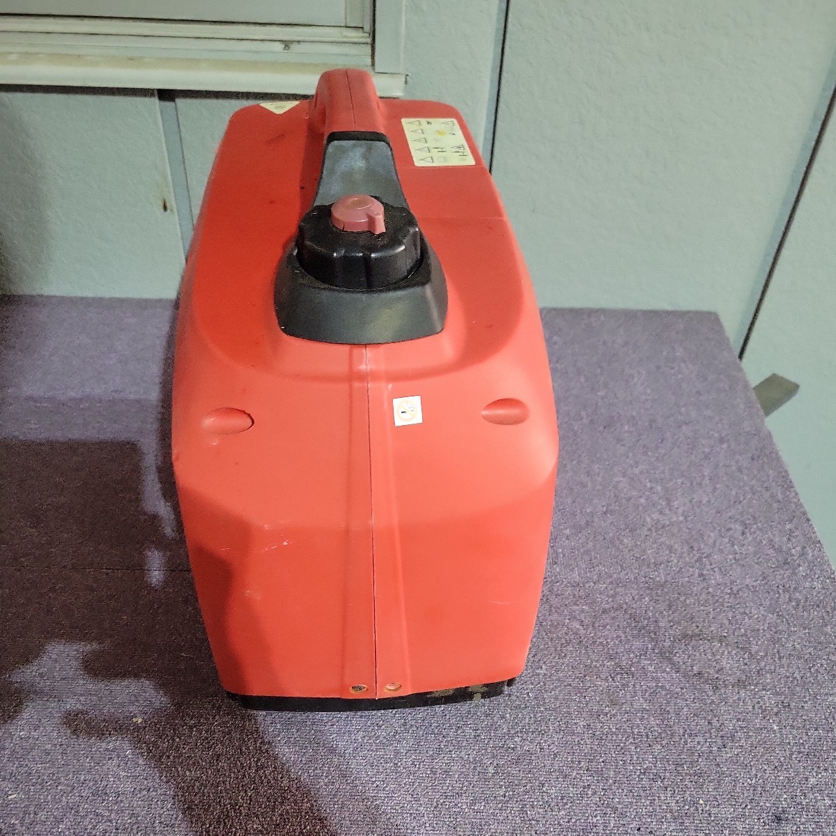 発電機 インバーターsfｰ1000F