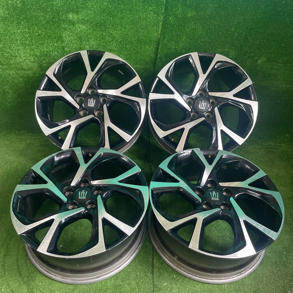 ☆トヨタ TOYOTA C-HR CHR 純正 18インチ 114.3/5H ☆18×7.0J +50