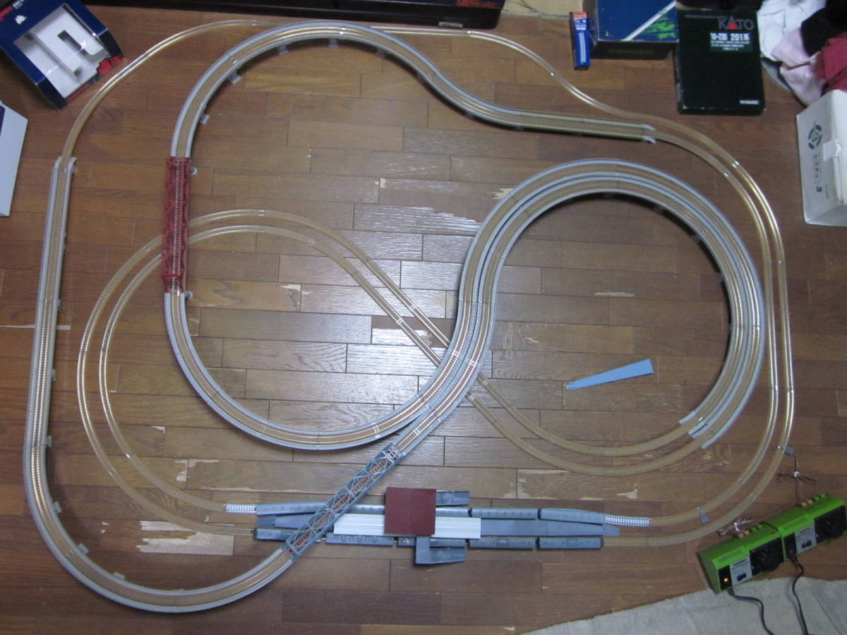Nゲージ Tomix 複線高架レイアウト 113系湘南色5両とKATO 103系青5両付属 中古品 送料込