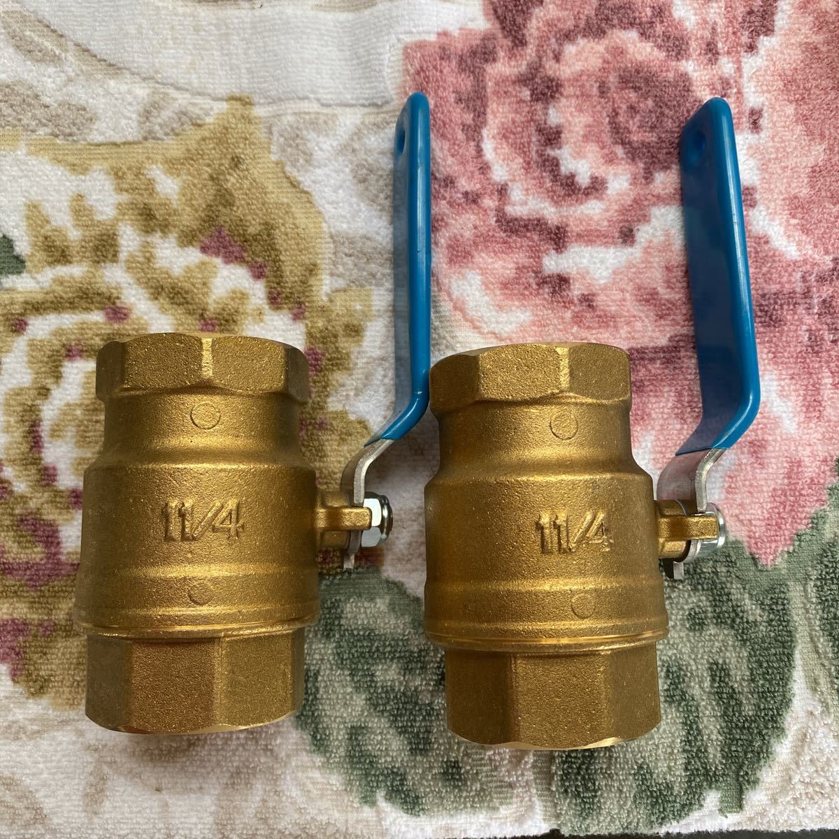 ボールバルブ KITZ キッツ 1 1/4未使用品　2点