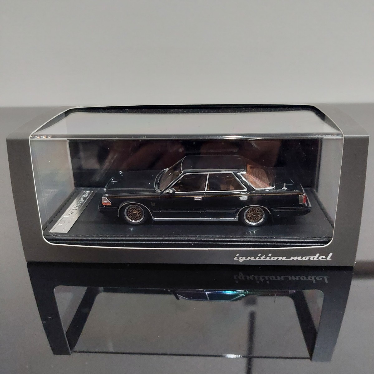 IG1305 ignition model 1/43 Nissan Gloria (Y30)4Door Hardtop Brougham VIP イグニッションモデル グロリア ブロアムVIP ブラック