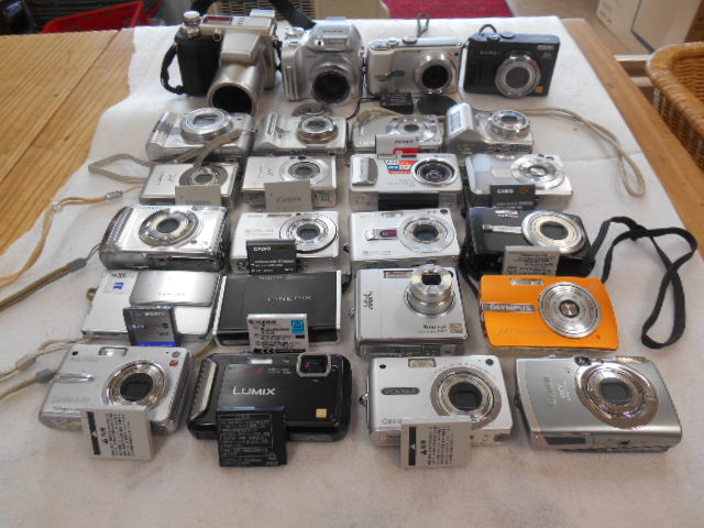 デジカメ OLYMPUS まとめ売り Pentax，RICOH SONY，OLYMPUS，Fujifilm