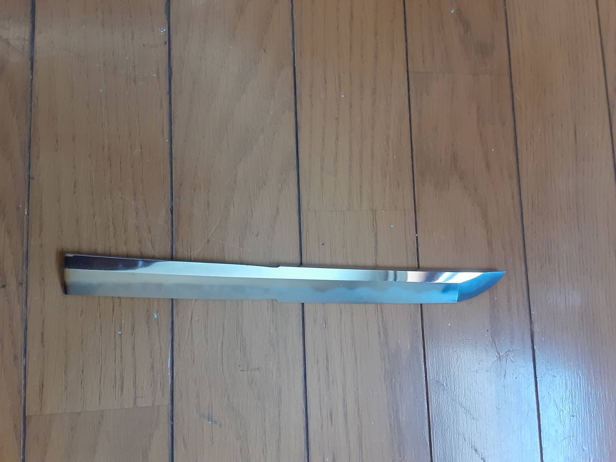 脇差残欠　合法サイズ　武具　時代　残欠　研ぎ練習用　ナイフ用　現状　2617 日本刀 残欠 刃文 刃渡り約14.7cm 全長約26.0cm 登録不要 合法