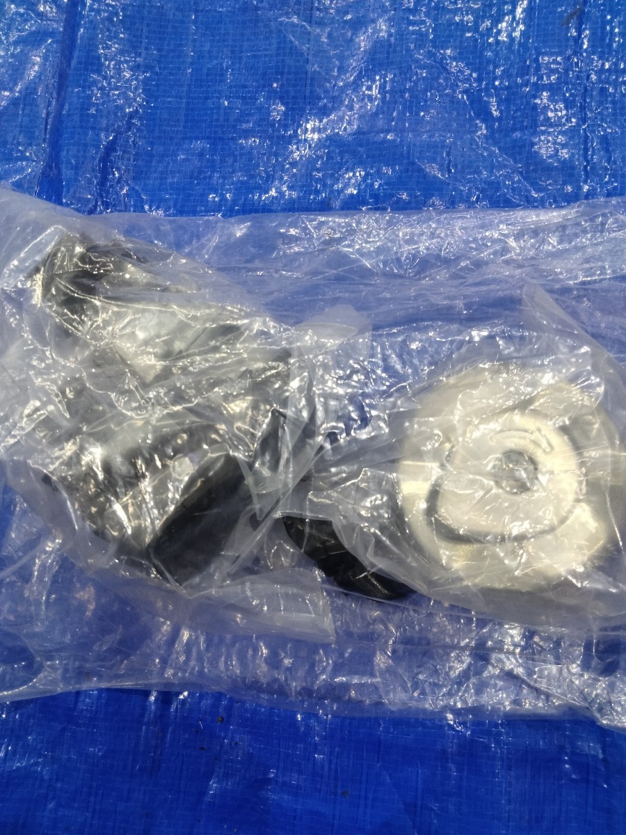 ヤマハ　AY02ビーノ　AY01 JOG 用キーセット（メインとタンクキャップ）新品