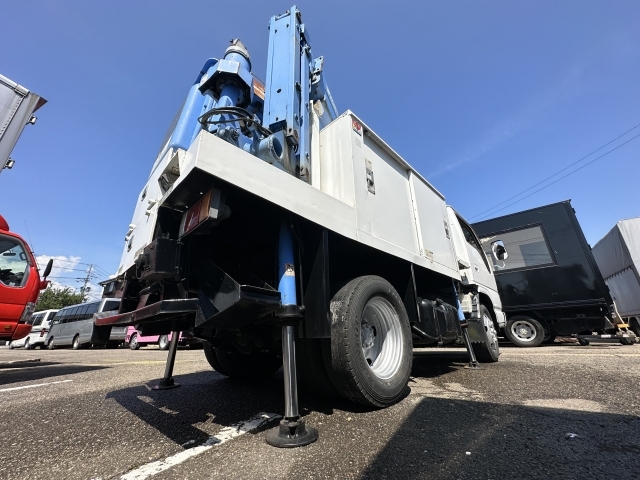 安売り☆業販価格☆厳選車☆H17年式☆4WD☆Wキャブ☆ロング☆パワ－ゲ－ト☆PG☆最大積載2ｔ☆4000ｃｃディーゼル☆荷台鉄板☆予備検査付 スズキ 登録費用のみ負担 車検サービス 爆買い，安い 平成17年式」の中古車を探すカーセンサー 中古車情報（844ページ目）｜中古車