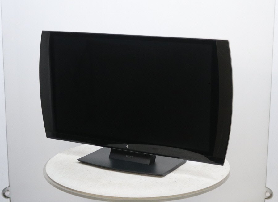 SCE、PS3向けの3D対応24型フルHD液晶ディスプレイ SONY CECH-ZED1J 24