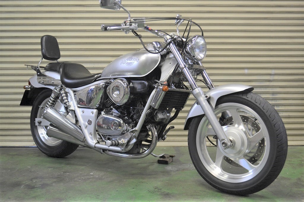 美車 HONDA V-TWIN マグナ250 程度良好 自走OK 横浜市より VT レブル