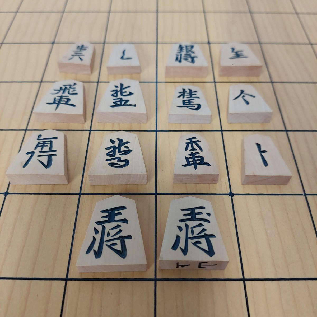 新榧 碁盤 四方柾目 へそ有 盤厚5.84寸 脚付 伝統 囲碁 プロ