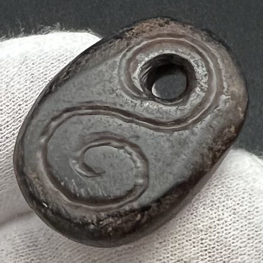□縄文期 狩人の護神 縄文刻線 黒石 垂飾玉3.1cm□出雲石縄文弥生大珠 
