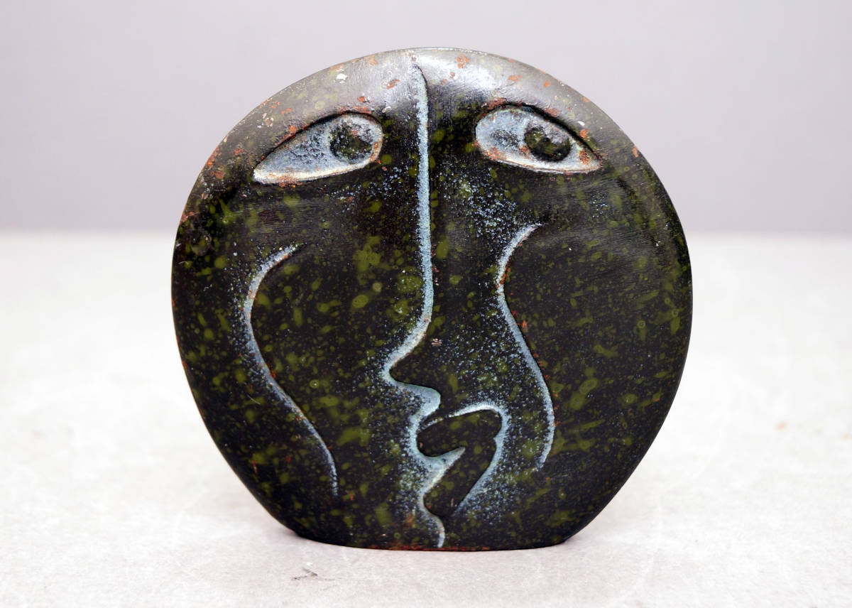 彫刻アート　「顔　LOVE　1988」　鉄製　作者等詳細不明