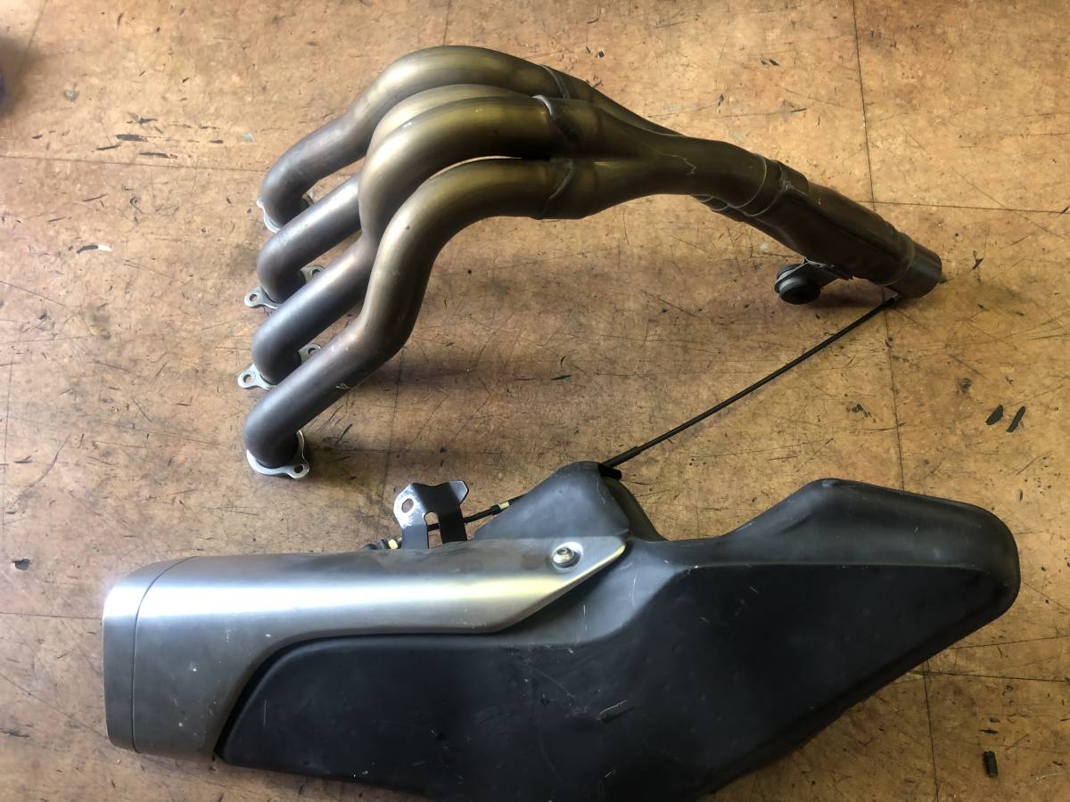 兵庫発 ホンダ CBR1000RR SC59 ノーマルマフラー 現状(マフラー本体 