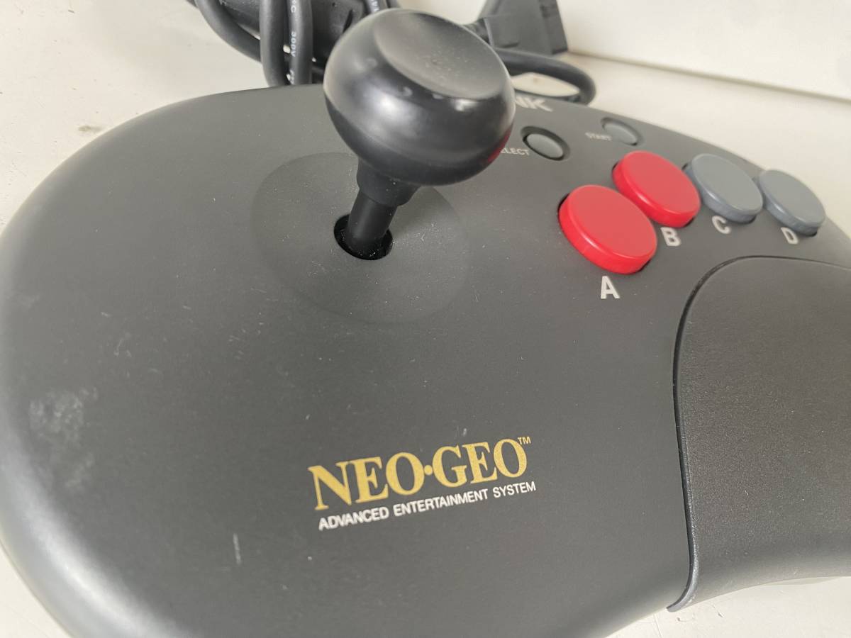 SNK NEO・GEO本体」「コントローラー×2」3点セット