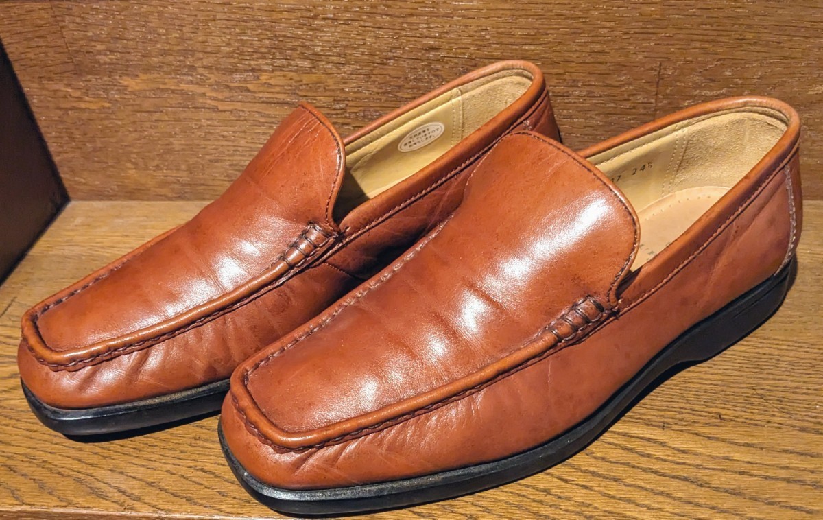 BURBERRY バーバリー スリッポン 茶 革靴 ローファー 使用少ない 美品 