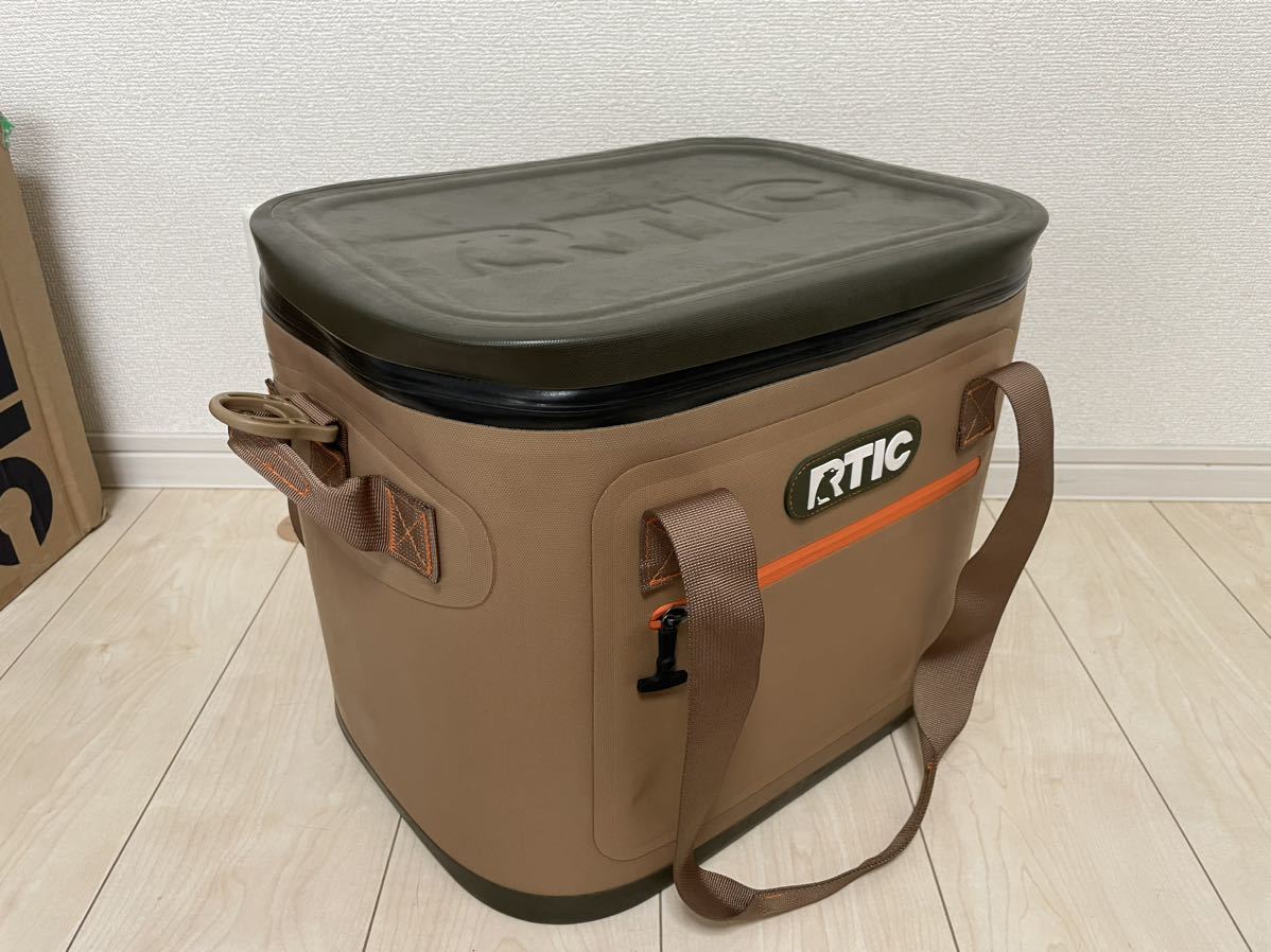 新品未使用 RTIC 高性能 ソフトクーラー クーラーボックス SOFT PACK  