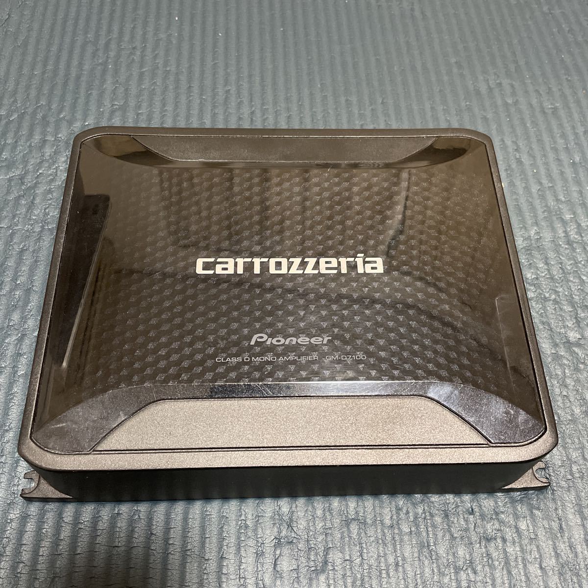 carrozzeria GM-D7100 カロッツェリア パワーアンプ GM-D7100
