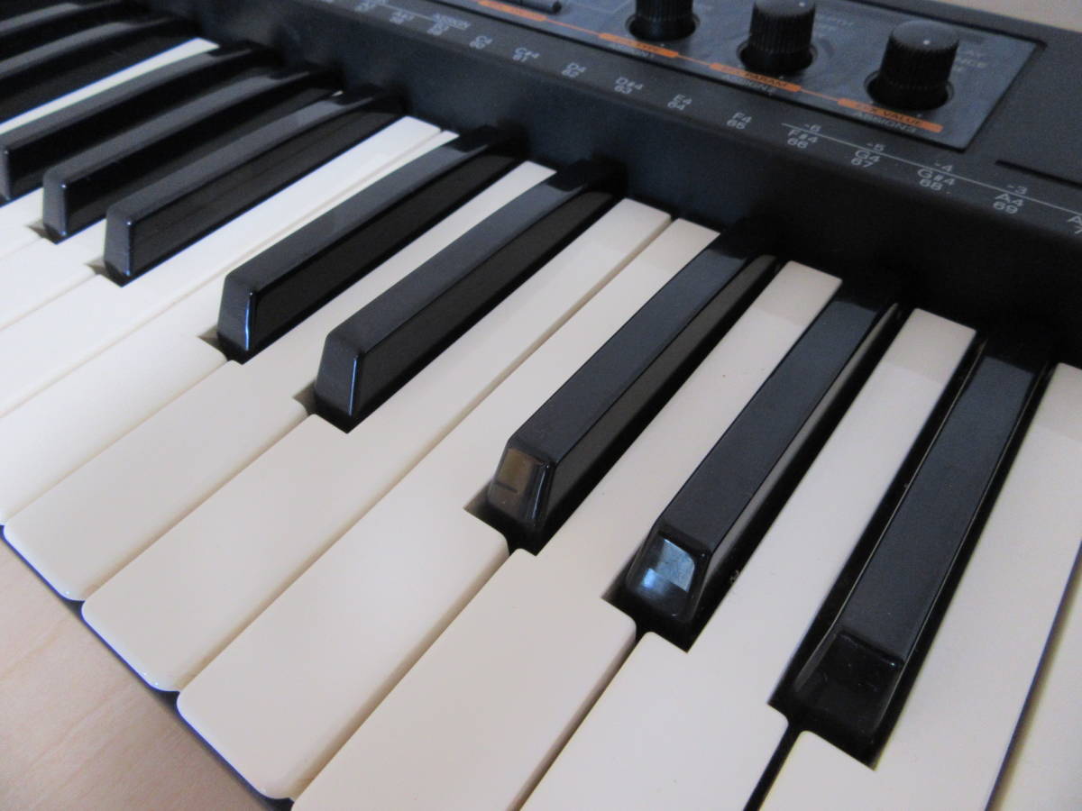 Roland SK-88PRO ジャンク品 音は出ます シンセサイザー 音源