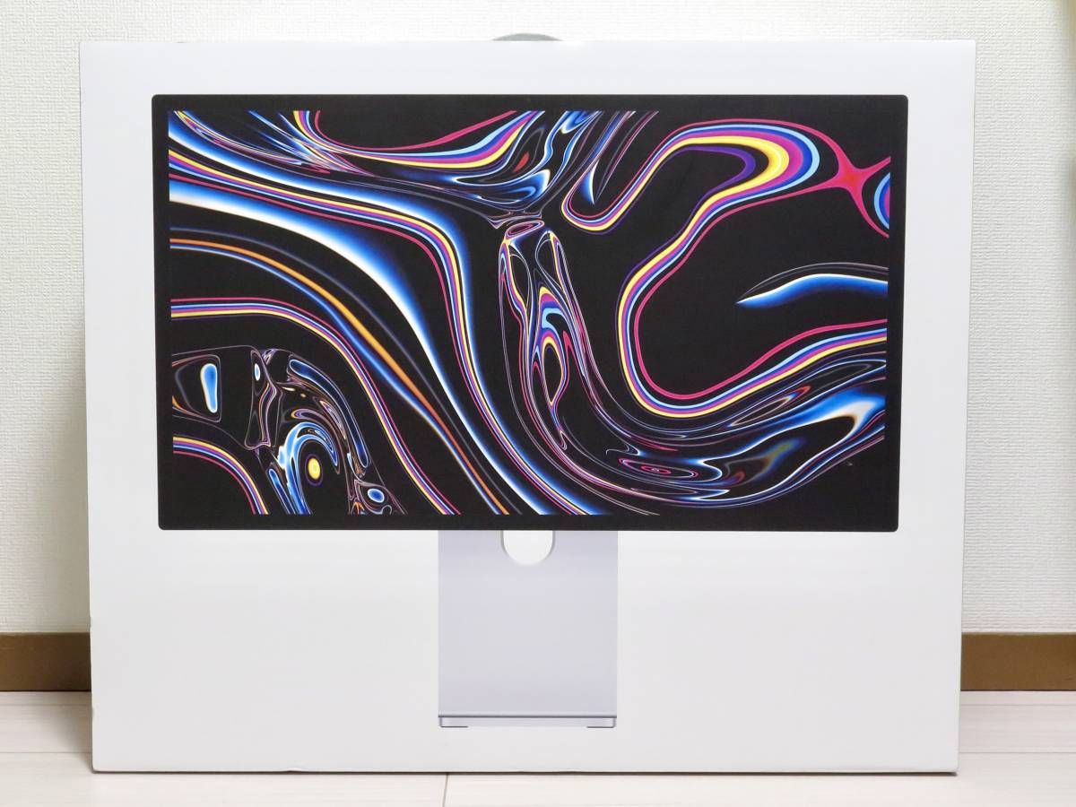 Apple Studio Display Nano-texture ガラス 傾きと高さを調整できる 