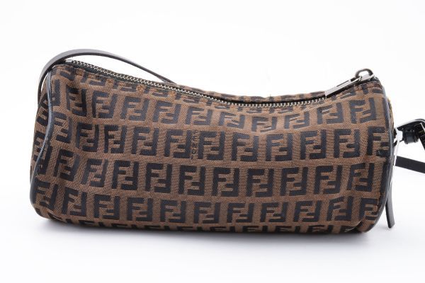 1円 FENDI フェンディ ズッキーノ キャンバス レザー ショルダーバッグ 