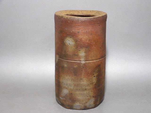 小像 備前焼 伊勢崎満作 面取花生 共箱 C R7582 人間国宝 伊勢崎淳